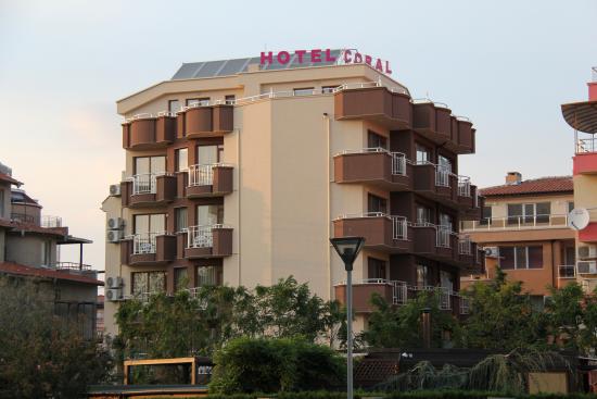 хотел Корал Поморие